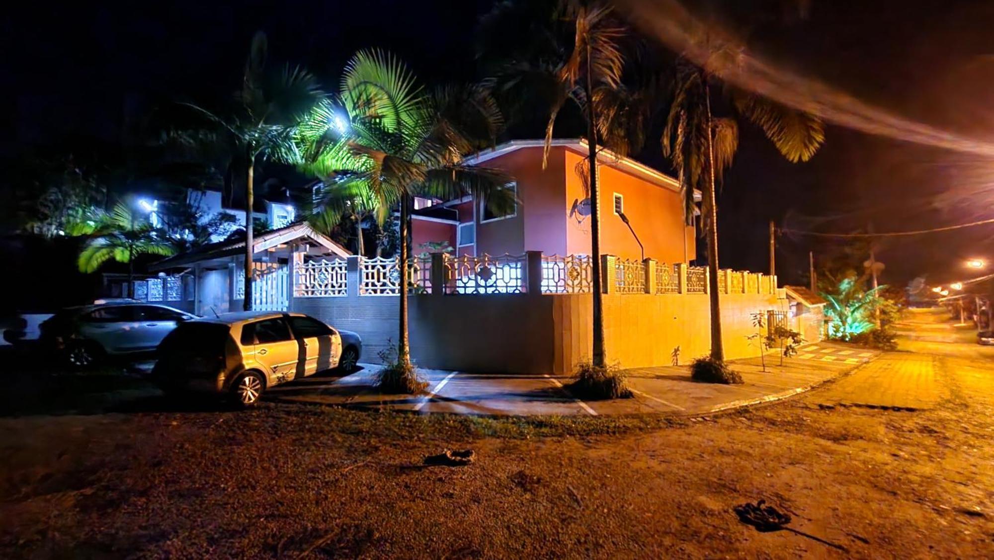 Suites Ubatuba Praia Da Lagoinha المظهر الخارجي الصورة